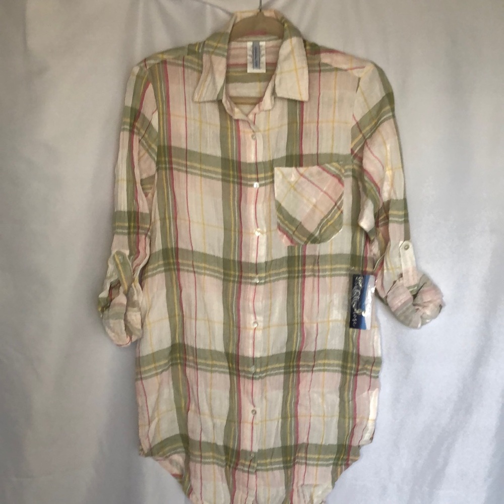 ISABELLA ROSE pink and green striped cotton long button down top. Size Small.